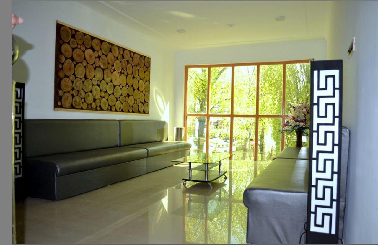 Hotel Green Leaf Srinagar (Jammu and Kashmir) Ngoại thất bức ảnh