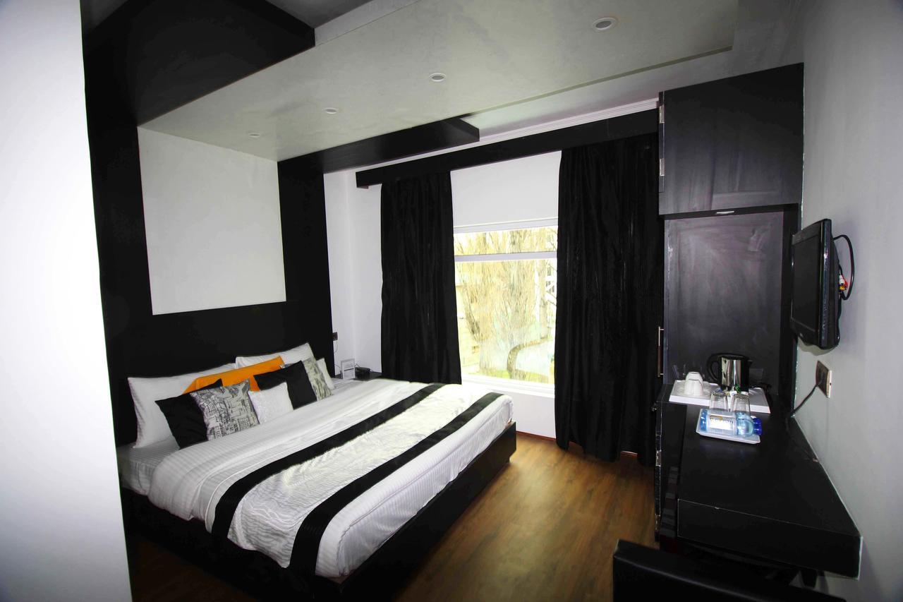 Hotel Green Leaf Srinagar (Jammu and Kashmir) Ngoại thất bức ảnh